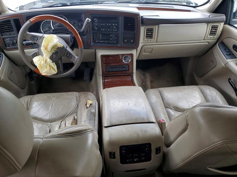 Photo 8 from auction – 2004 CADILLAC ESCALADE with VIN 1GYEC63T24R267965