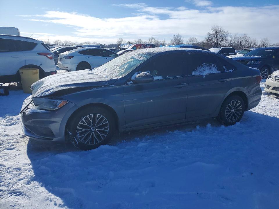 VOLKSWAGEN JETTA SEL 2019 with VIN 3VWE57BU1KM048698 - Photo from auction