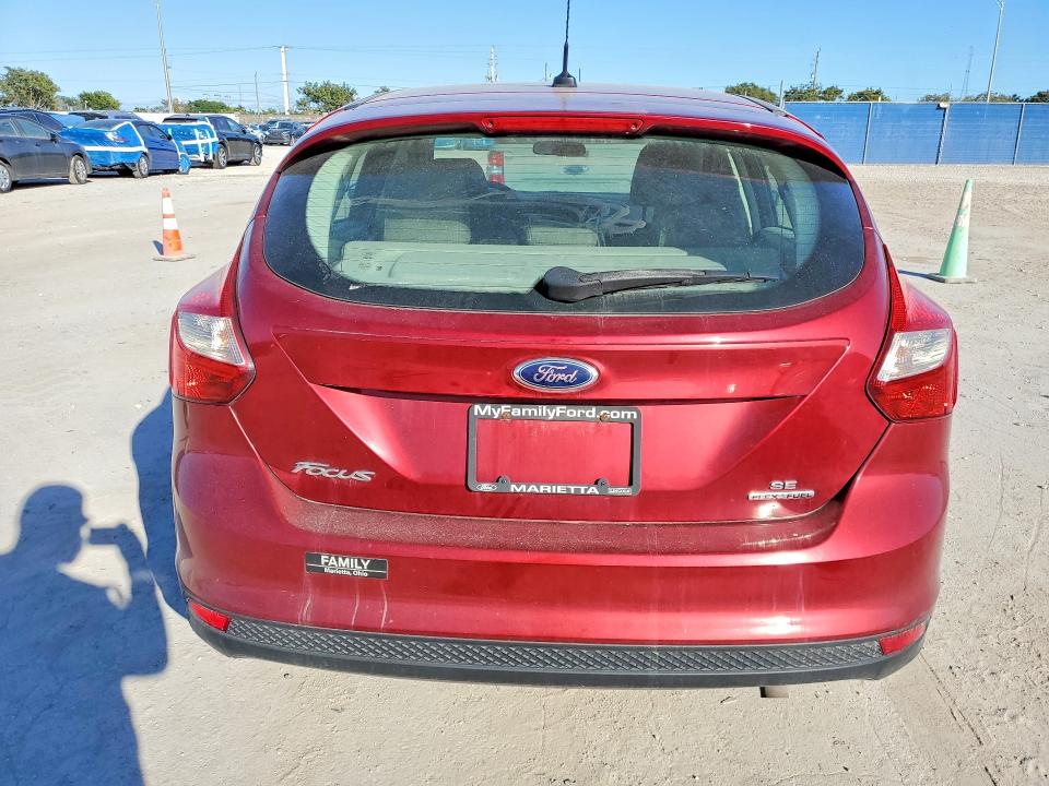 Photo 6 from auction – 2014 FORD FOCUS with VIN 1FADP3K23EL428511