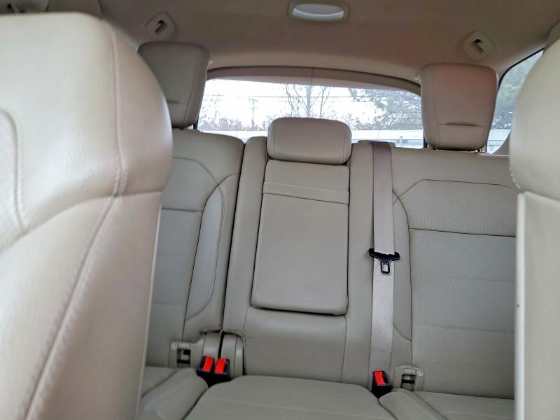 Photo 10 from auction – 2014 MERCEDES-BENZ ML with VIN 4JGDA5HB5EA290959