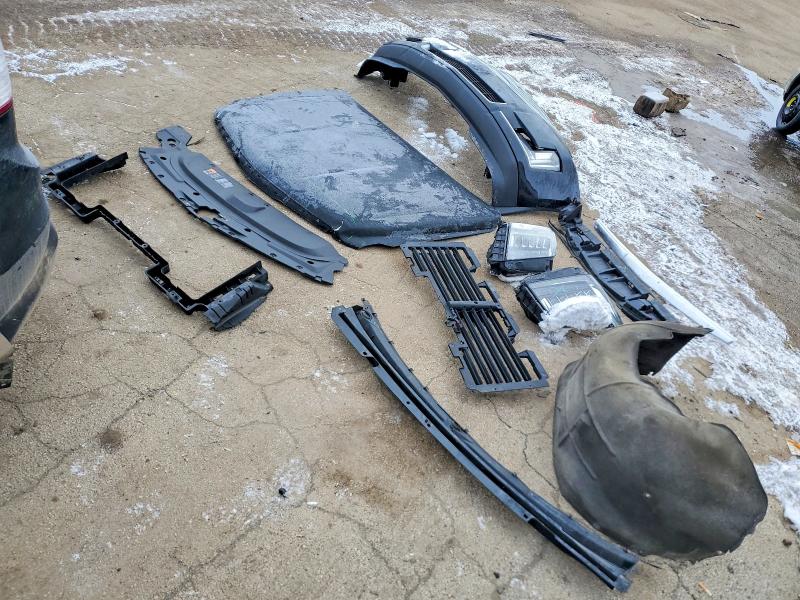 Zdjęcie 13 z aukcji – 2016 CADILLAC ESCALADE L z VIN 1GYS4BKJ4GR185538