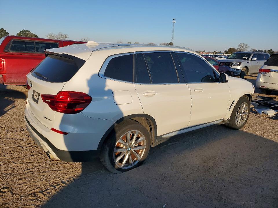 Photo 3 from auction – 2019 BMW X3 with VIN 5UXTR7C50KLF33424