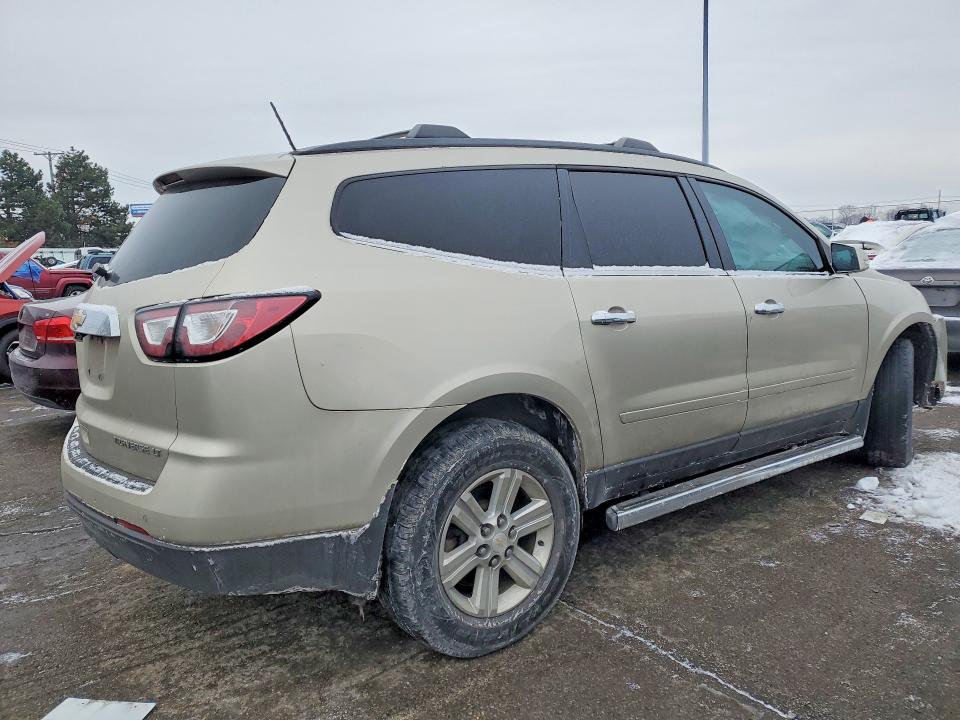 Photo 3 from auction – 2014 CHEVROLET TRAVERSE L with VIN 1GNKRGKD4EJ336301
