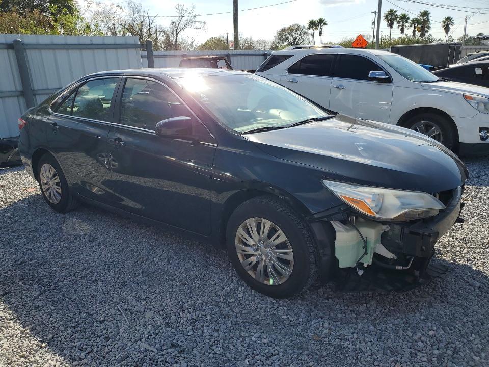 Photo 4 from auction – 2017 TOYOTA CAMRY with VIN 4T1BF1FK3HU443815