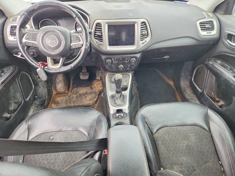Photo 8 from auction – 2018 JEEP COMPASS with VIN 3C4NJDBB1JT211799