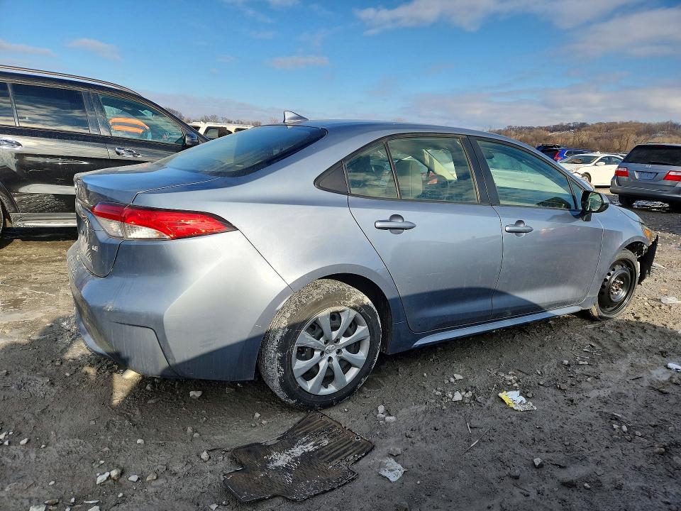 Photo 3 from auction – 2021 TOYOTA COROLLA with VIN JTDEPMAE3MJ184885
