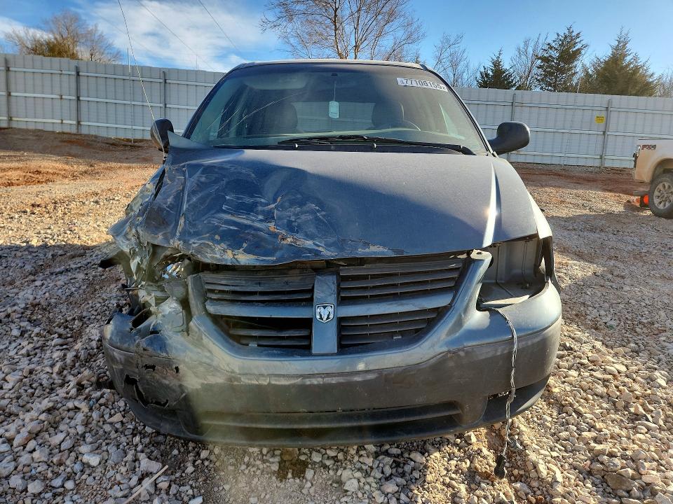 Photo 5 from auction – 2006 DODGE CARAVAN with VIN 1D4GP25B06B743841
