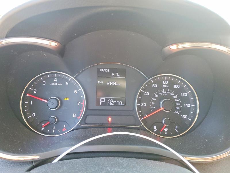 Photo 9 from auction – 2016 KIA FORTE LX with VIN KNAFX4A69G5446416
