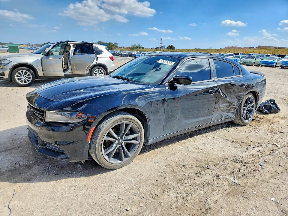 DODGE CHARGER 2018 with VIN 2C3CDXHGXJH283049 - Photo from auction