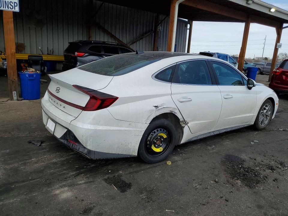 Photo 3 from auction – 2022 HYUNDAI SONATA with VIN KMHL14JA8NA226602