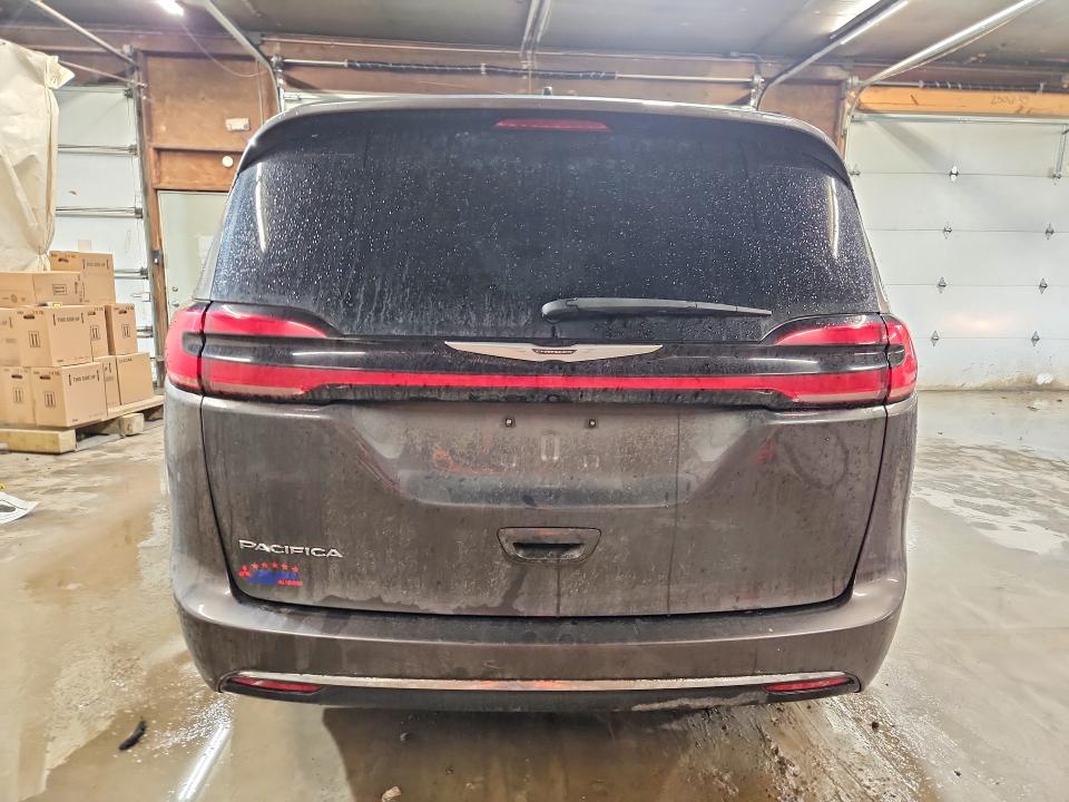 Photo 6 from auction – 2022 CHRYSLER PACIFICA with VIN 2C4RC1BG7NR172747