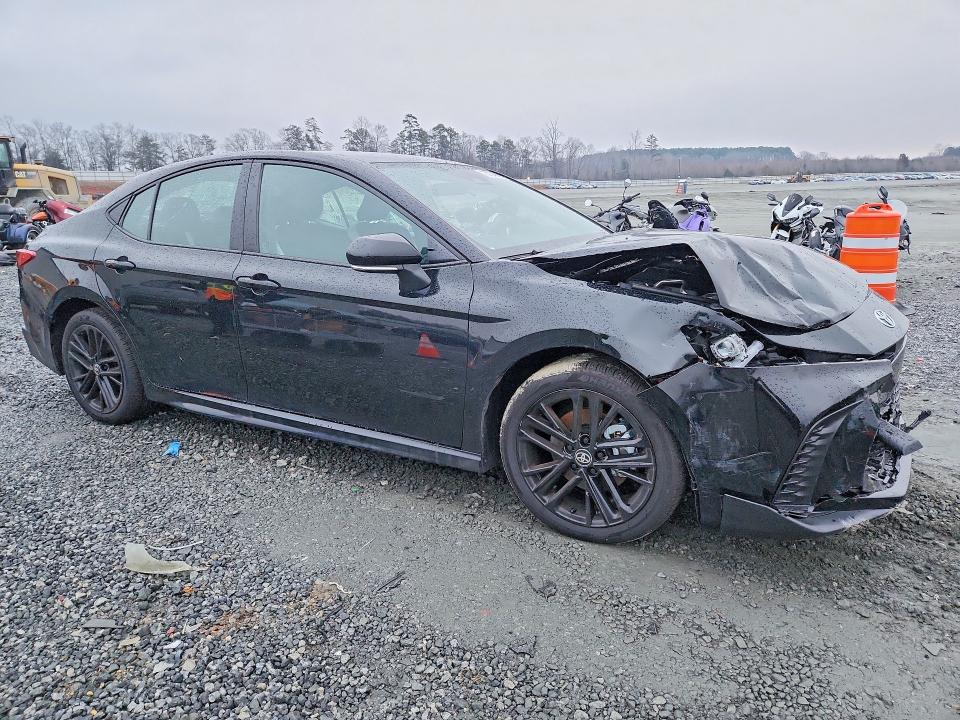 Photo 4 from auction – 2025 TOYOTA CAMRY with VIN 4T1DAACK2SU551846