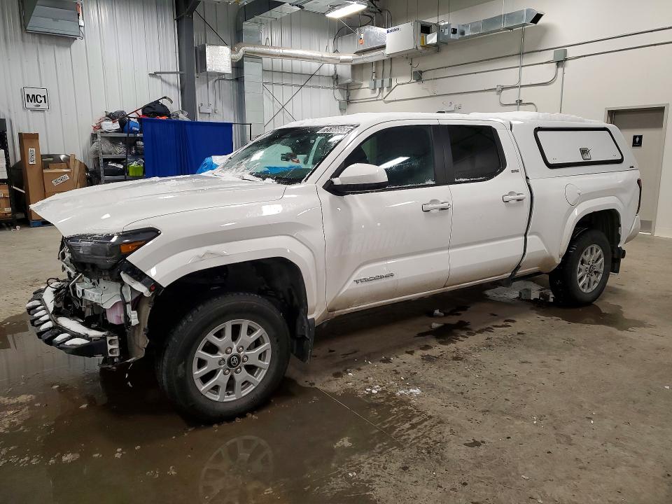 TOYOTA TACOMA DOU 2024 with VIN 3TYLB5JN0RT042925 - Photo from auction