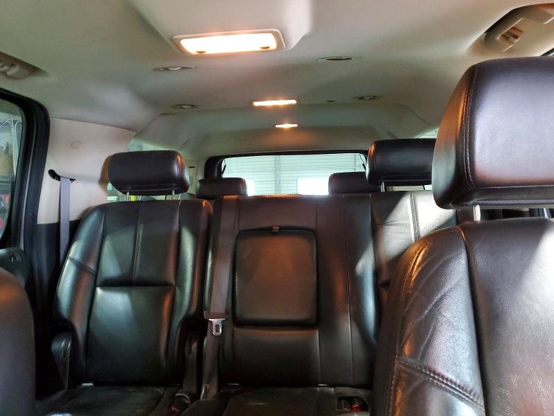Photo 10 from auction – 2007 CHEVROLET SUBURBAN with VIN 1GNFK16327R180963