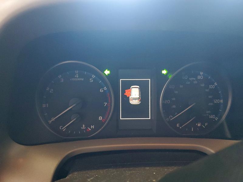 Photo 9 from auction – 2018 TOYOTA RAV4 ADVEN with VIN 2T3WFREV9JW440118
