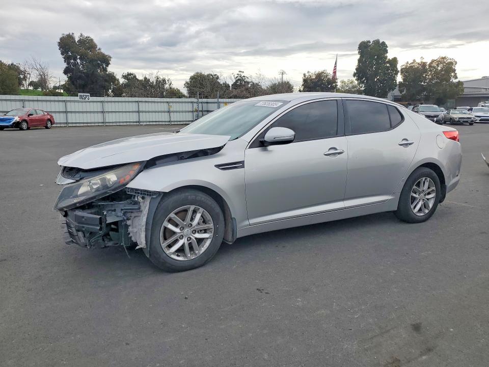 KIA OPTIMA 2013 with VIN KNAGM4A71D5432799 - Photo from auction