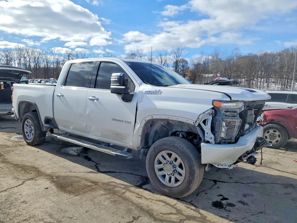 Photo 4 from auction – 2022 CHEVROLET SILVERADO with VIN 1GC4YVEY3NF167155