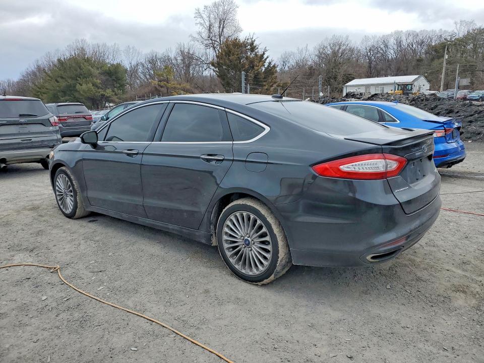 Photo 2 from auction – 2013 FORD FUSION with VIN 3FA6P0D95DR298913