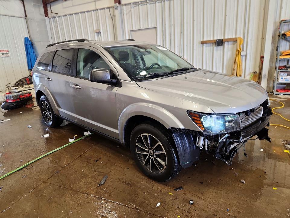 Zdjęcie 4 z aukcji – 2018 DODGE JOURNEY SE z VIN 3C4PDCAB2JT276222