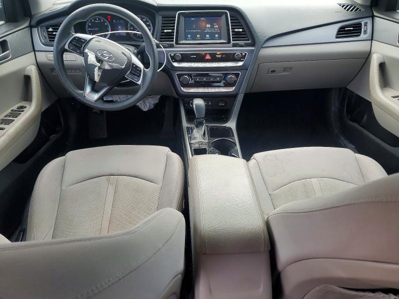 Photo 8 from auction – 2019 HYUNDAI SONATA with VIN 5NPE24AF3KH760374