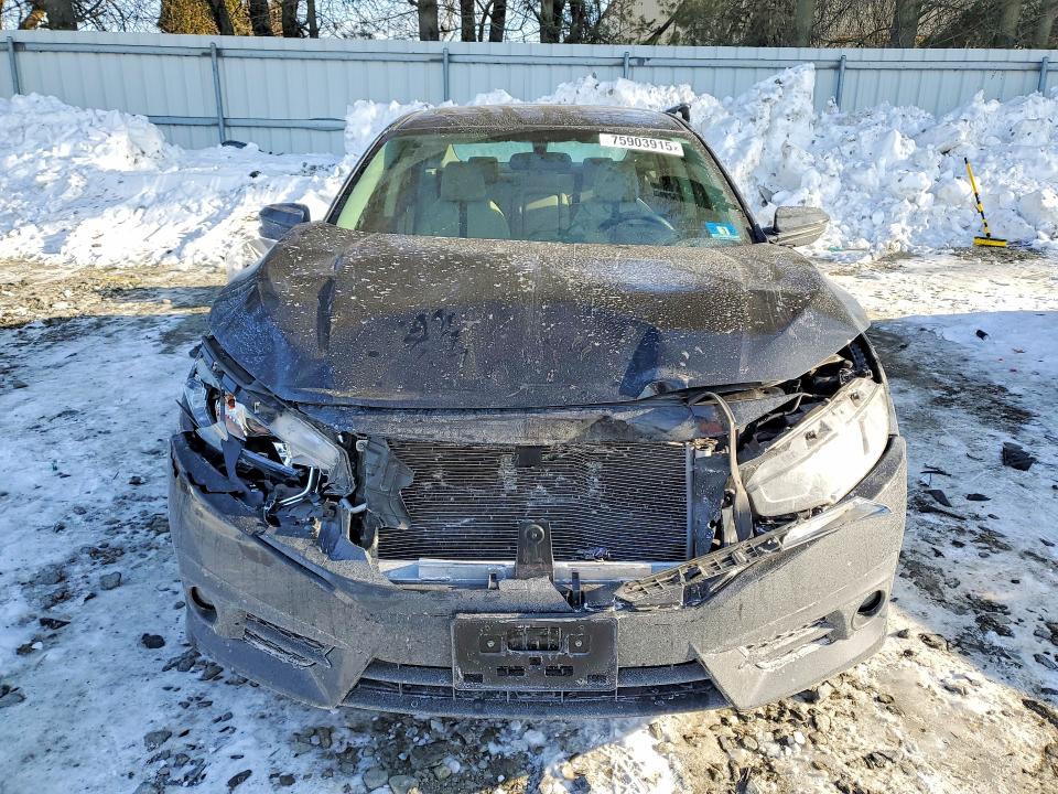 Photo 5 from auction – 2016 HONDA CIVIC with VIN 19XFC1F38GE221100