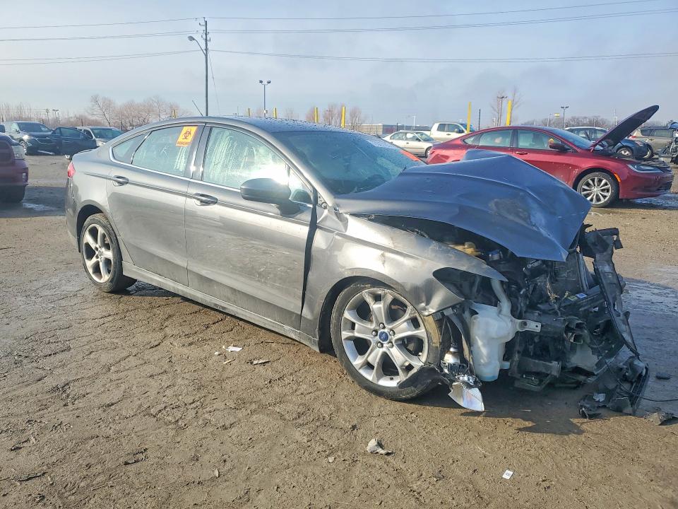 Photo 4 from auction – 2016 FORD FUSION with VIN 3FA6P0G76GR275624