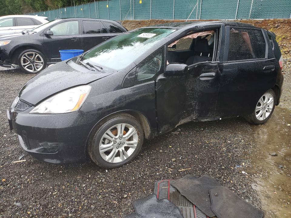 HONDA FIT 2010 with VIN JHMGE8H43AC012020 - Photo from auction