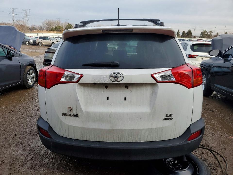 Photo 6 from auction – 2014 TOYOTA RAV4 LE with VIN JTMBFREV9ED088823