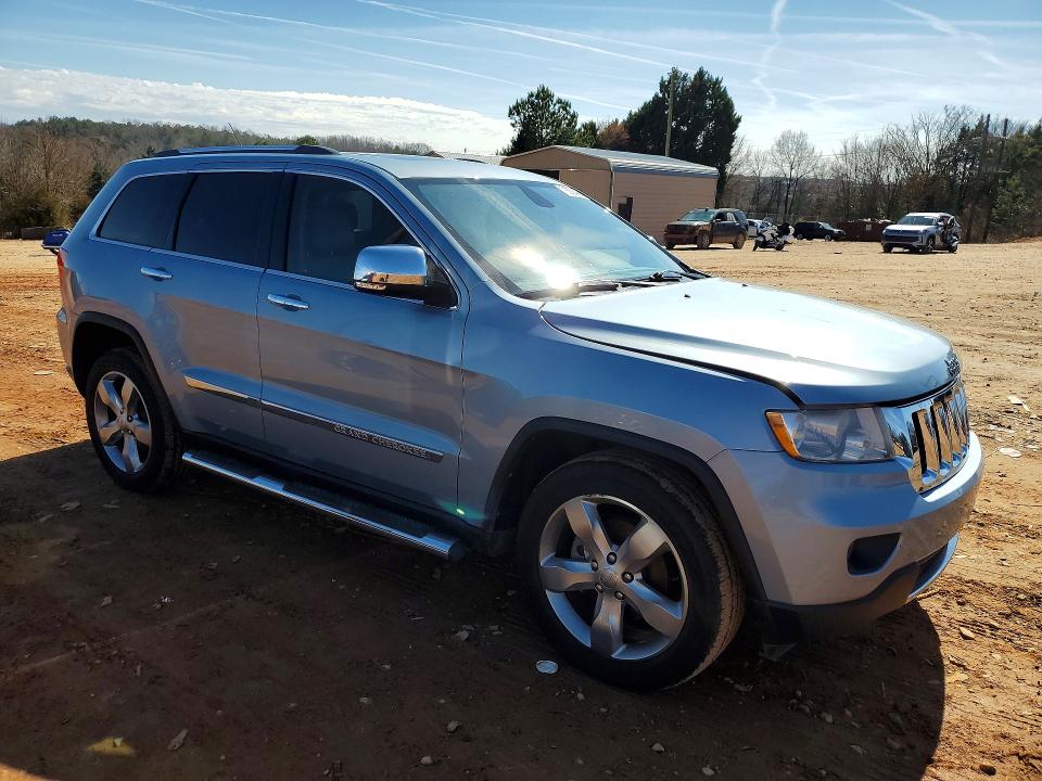Photo 4 from auction – 2013 JEEP GRAND CHEROKEE with VIN 1C4RJECT6DC588238