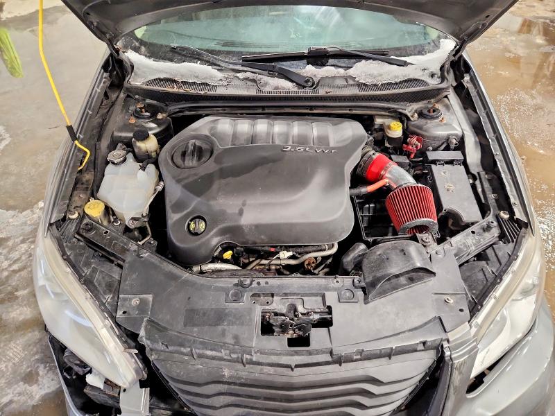 Photo 11 from auction – 2013 CHRYSLER 200 LIMITE with VIN 1C3CCBCG4DN505643