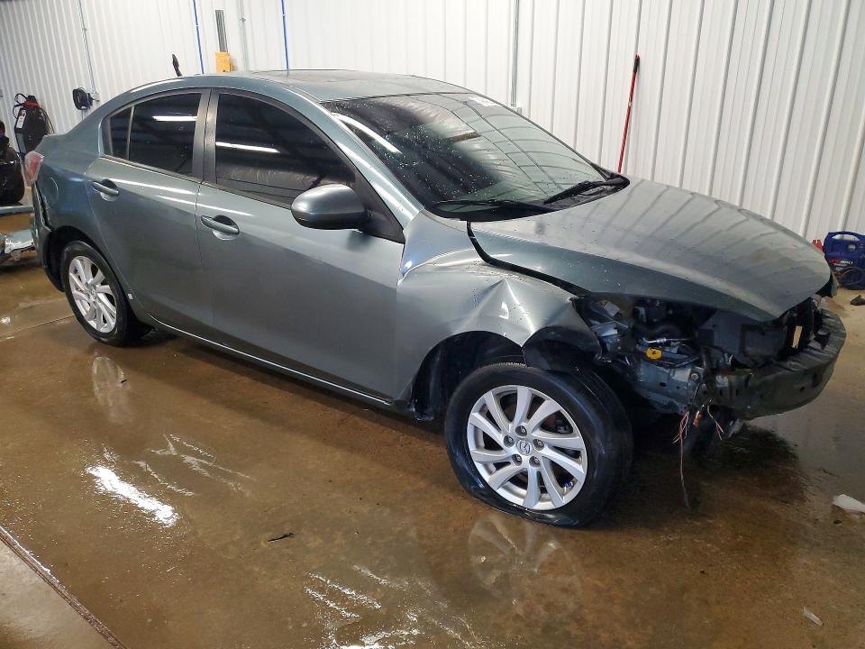 Photo 4 from auction – 2012 MAZDA 3 with VIN JM1BL1W79C1631094