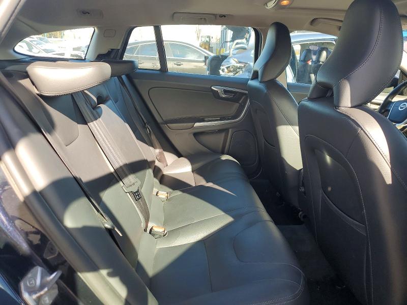 Photo 11 from auction – 2016 VOLVO V60 with VIN YV140MEK3G1308202