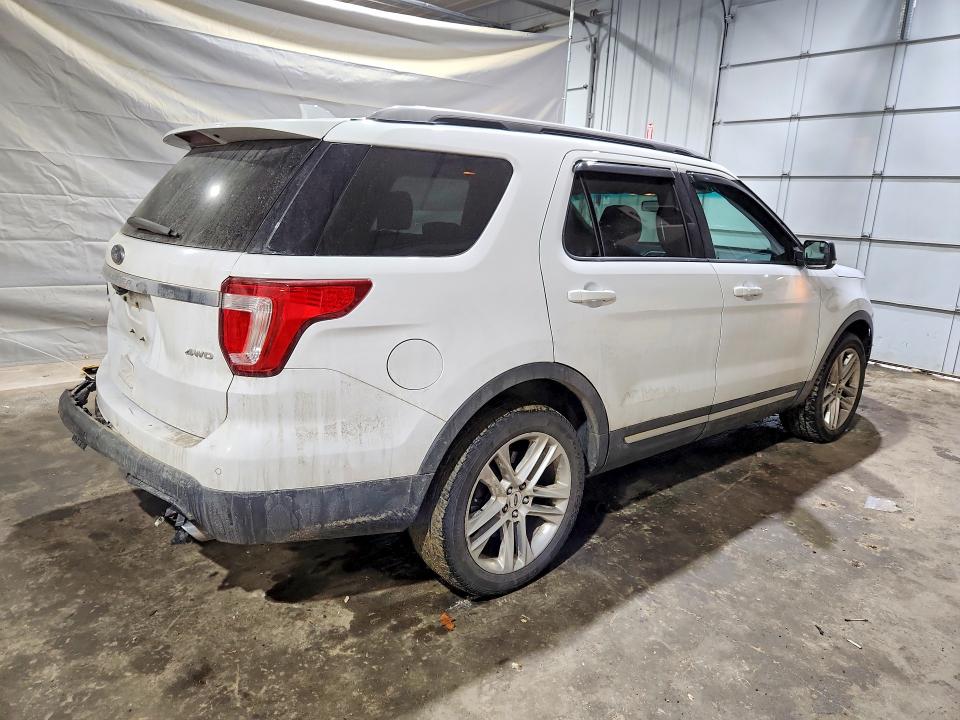 Photo 3 from auction – 2016 FORD EXPLORER with VIN 1FM5K8D80GGC19133
