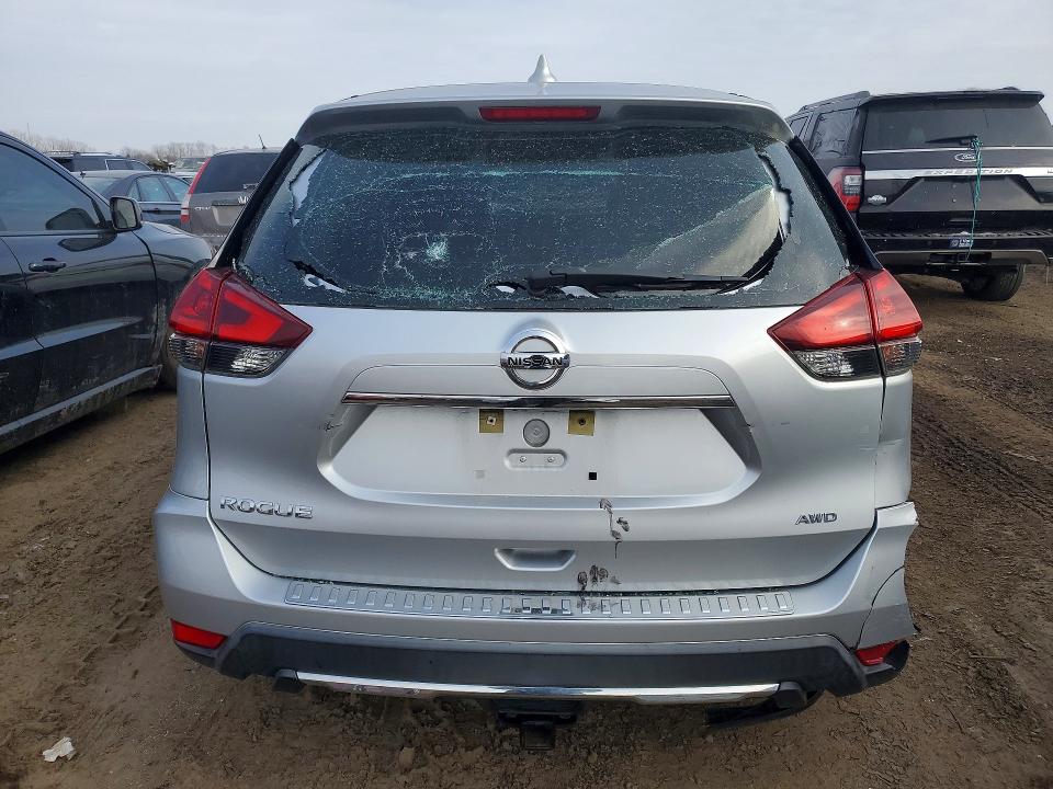 Photo 6 from auction – 2018 NISSAN ROGUE S with VIN KNMAT2MV1JP570238