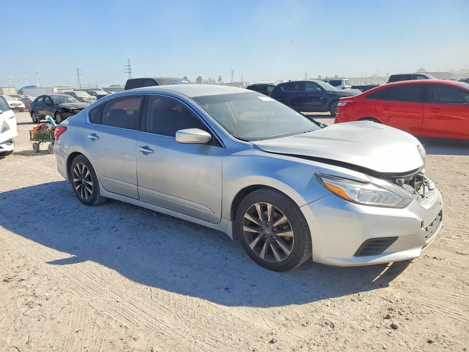 Photo 4 from auction – 2016 NISSAN ALTIMA with VIN 1N4AL3AP2GC264523