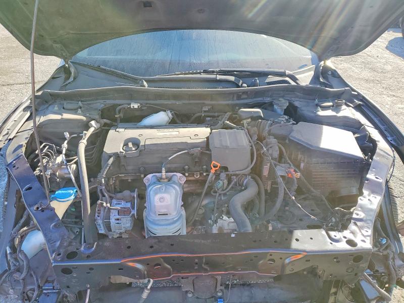 Photo 11 from auction – 2017 HONDA ACCORD with VIN 1HGCR2F34HA135859