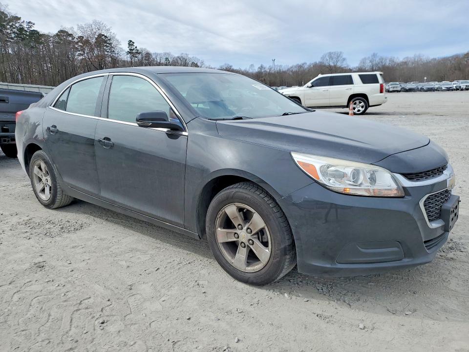 Photo 4 from auction – 2015 CHEVROLET MALIBU with VIN 1G11C5SL2FF336215