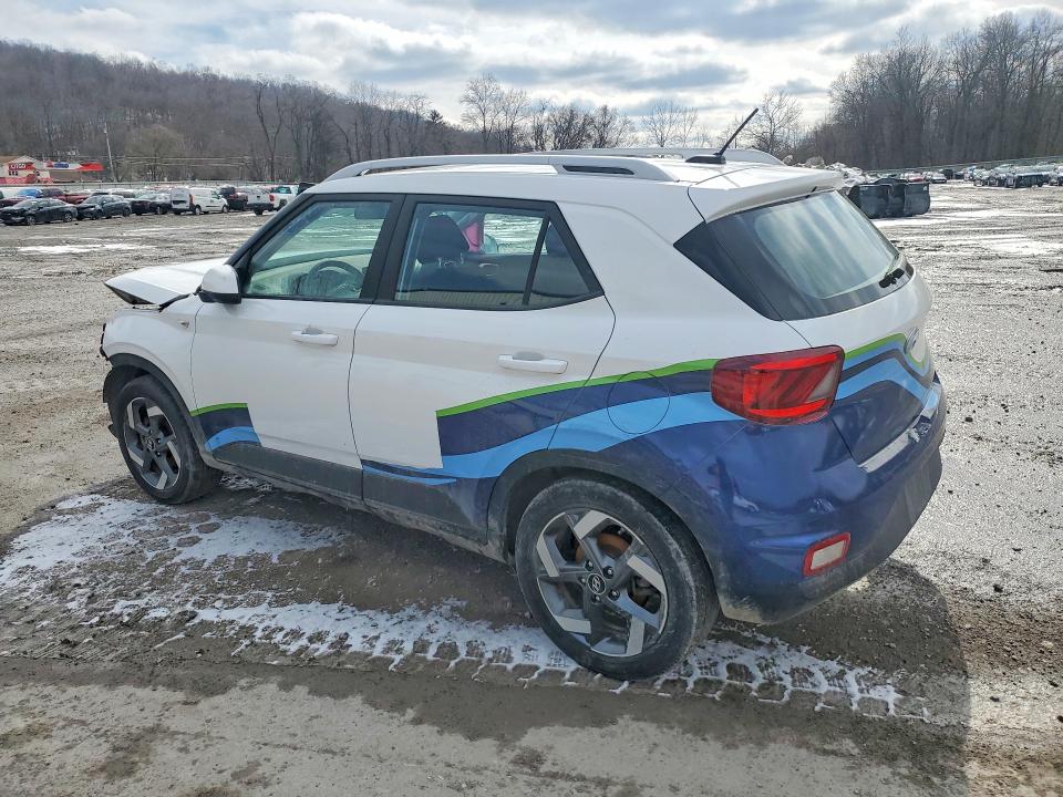 Photo 2 from auction – 2023 HYUNDAI VENUE with VIN KMHRC8A35PU233733