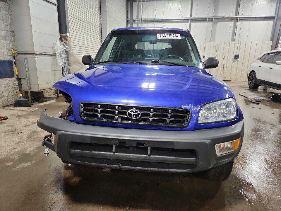 Photo 5 from auction – 1998 TOYOTA RAV4 with VIN JT3GP10V0W0025358