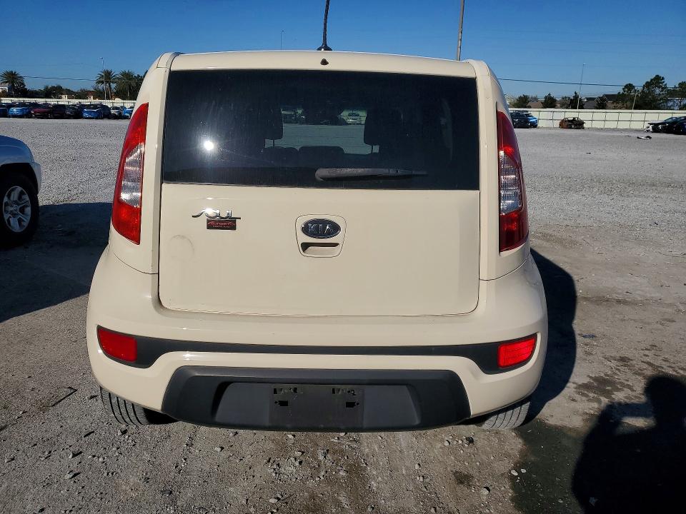 Photo 6 from auction – 2012 KIA SOUL with VIN KNDJT2A52C7355930
