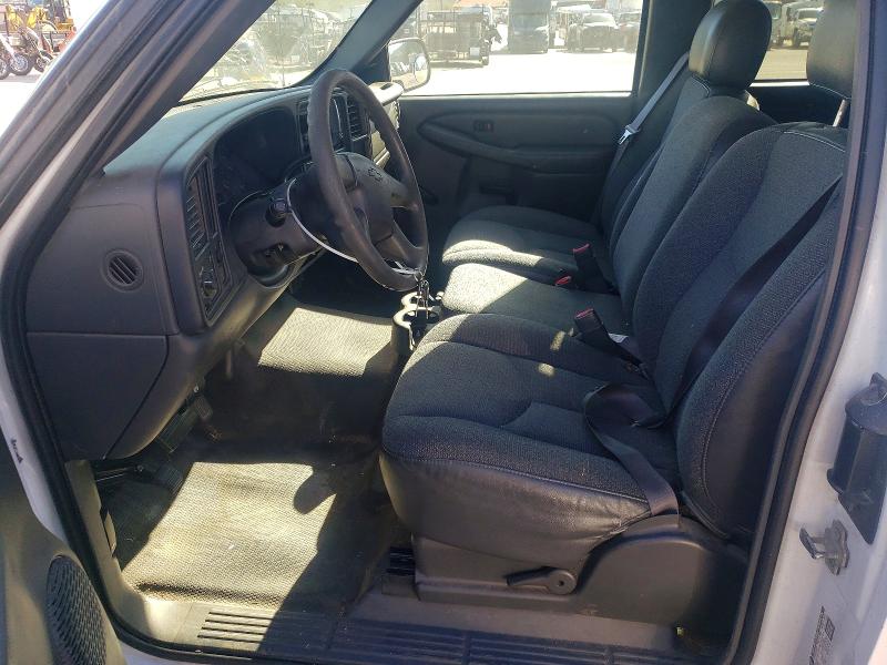 Photo 7 from auction – 2004 CHEVROLET SILVERADO with VIN 2GCEC19T041420710
