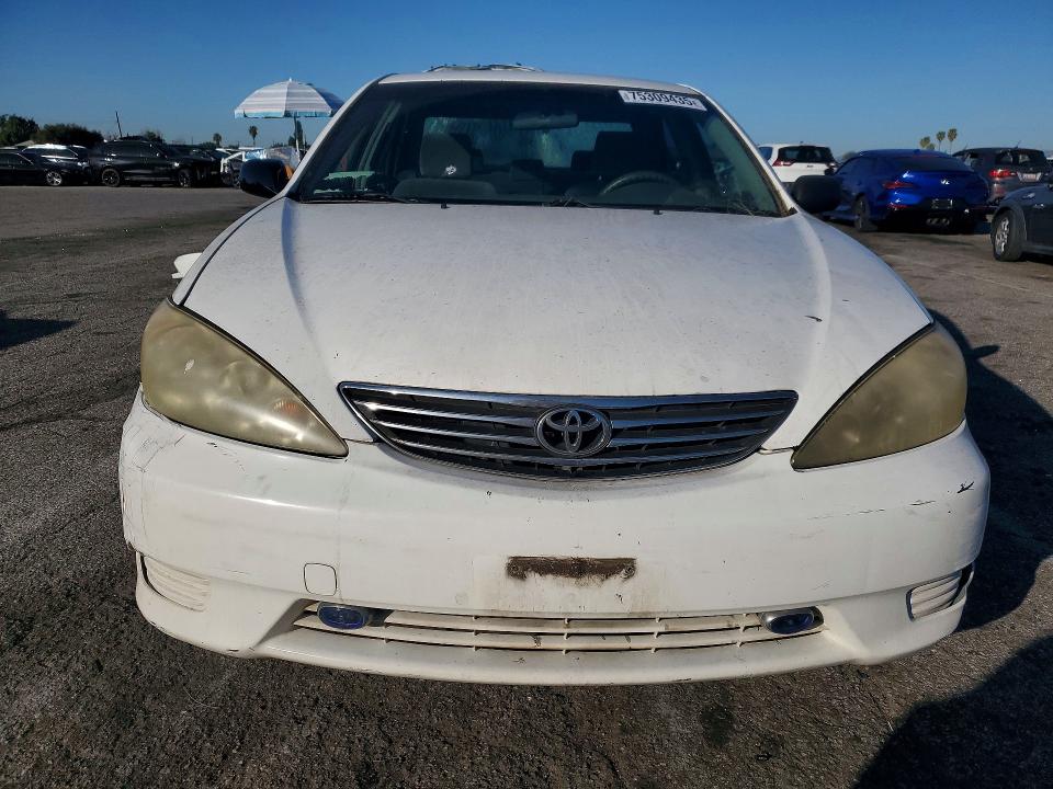 Photo 5 from auction – 2005 TOYOTA CAMRY with VIN JTDBE30K753026517