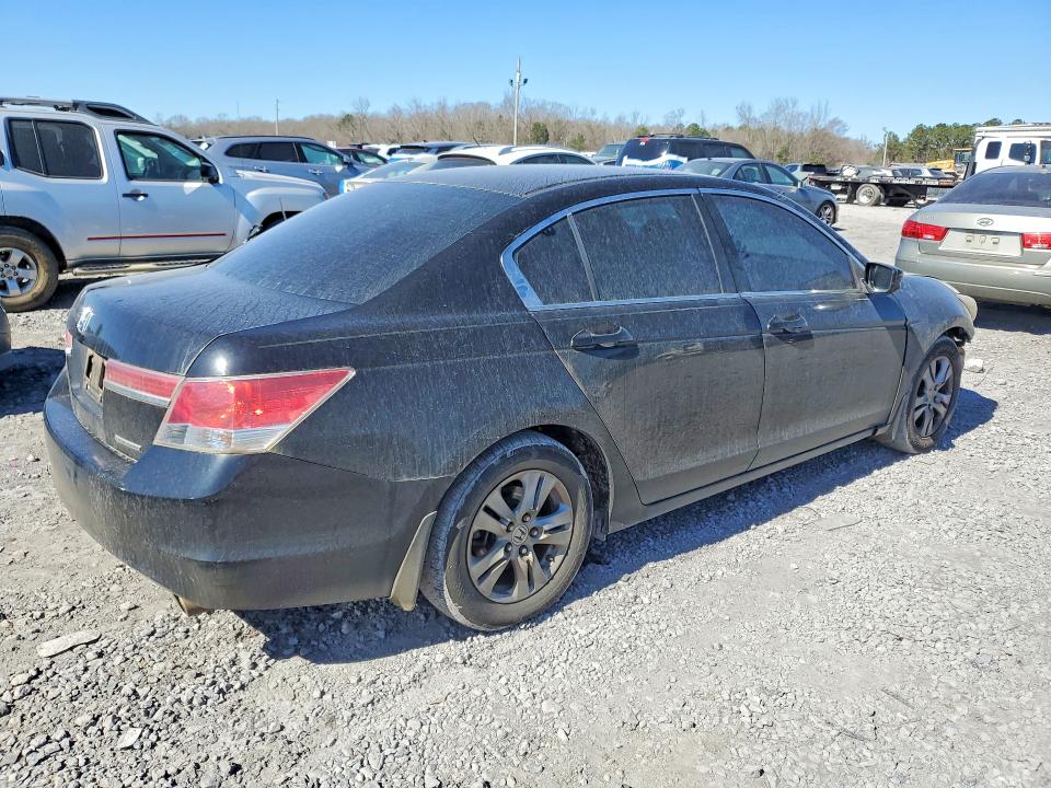 Photo 3 from auction – 2011 HONDA ACCORD with VIN 1HGCP2F64BA042962