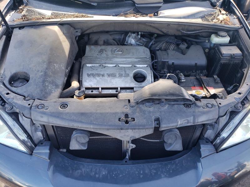 Photo 12 from auction – 2004 LEXUS RX with VIN JTJGA31U040033338
