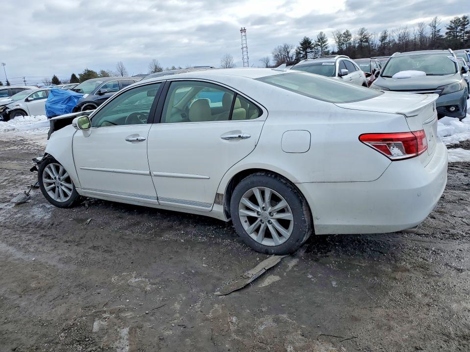 Photo 2 from auction – 2011 LEXUS ES 350 with VIN JTHBK1EG6B2469615