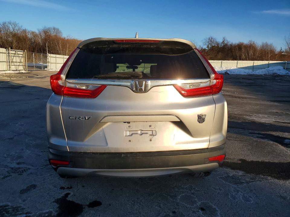 Photo 6 from auction – 2018 HONDA CR-V EX with VIN 7FARW2H5XJE019969