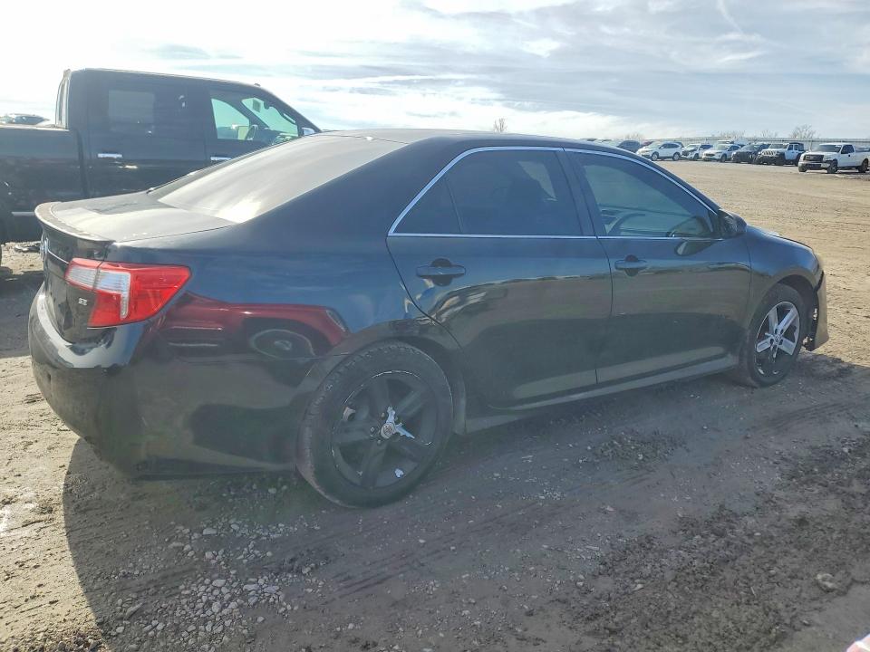 Photo 3 from auction – 2014 TOYOTA CAMRY with VIN 4T1BF1FK5EU379398