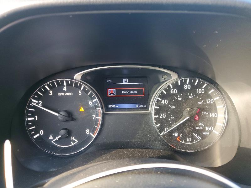 Photo 9 from auction – 2017 NISSAN PATHFINDER with VIN 5N1DR2MN0HC908088