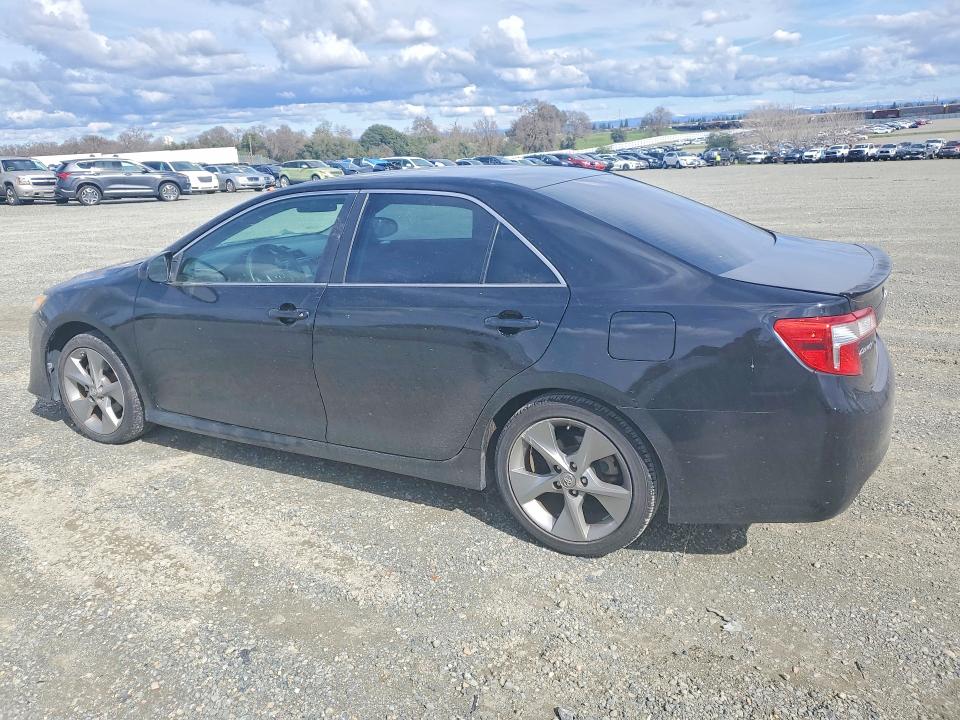 Photo 2 from auction – 2014 TOYOTA CAMRY with VIN 4T1BF1FK7EU379760