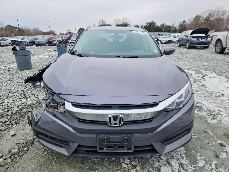 Photo 5 from auction – 2017 HONDA CIVIC with VIN 2HGFC2F55HH018129